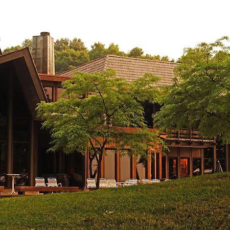 Mohican Lodge And Conference Center Perrysville Exterior foto